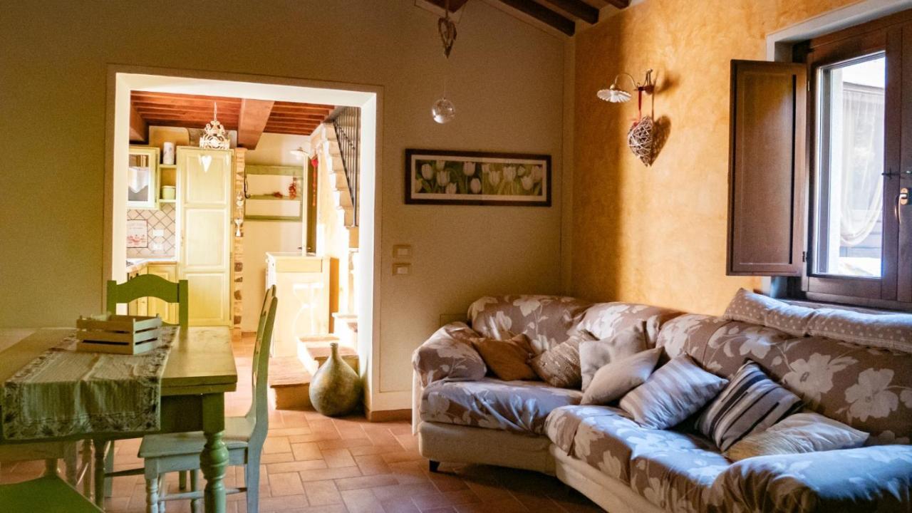 Il Casale Di Fiore Cannara Экстерьер фото