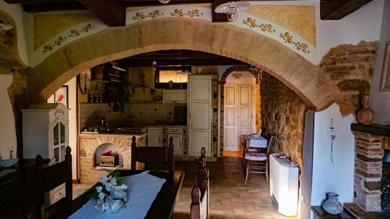 Il Casale Di Fiore Cannara Экстерьер фото