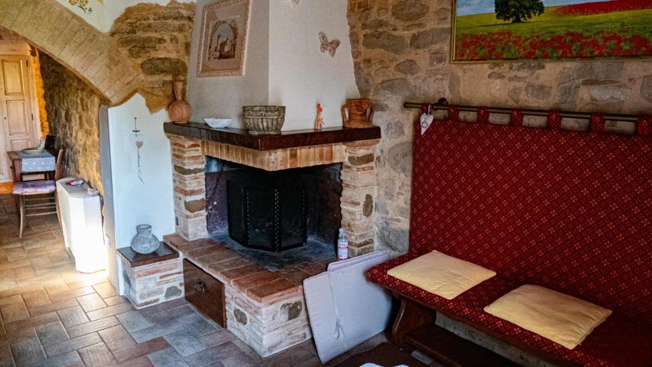 Il Casale Di Fiore Cannara Экстерьер фото