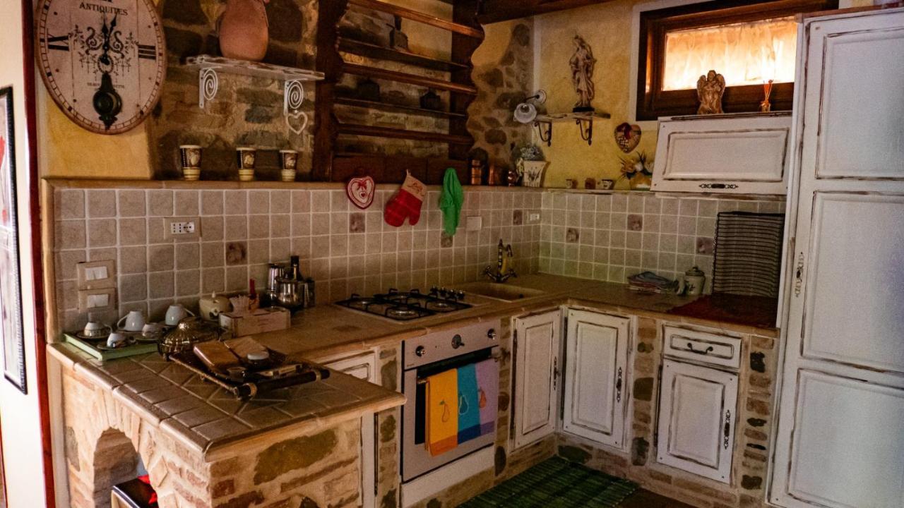 Il Casale Di Fiore Cannara Экстерьер фото