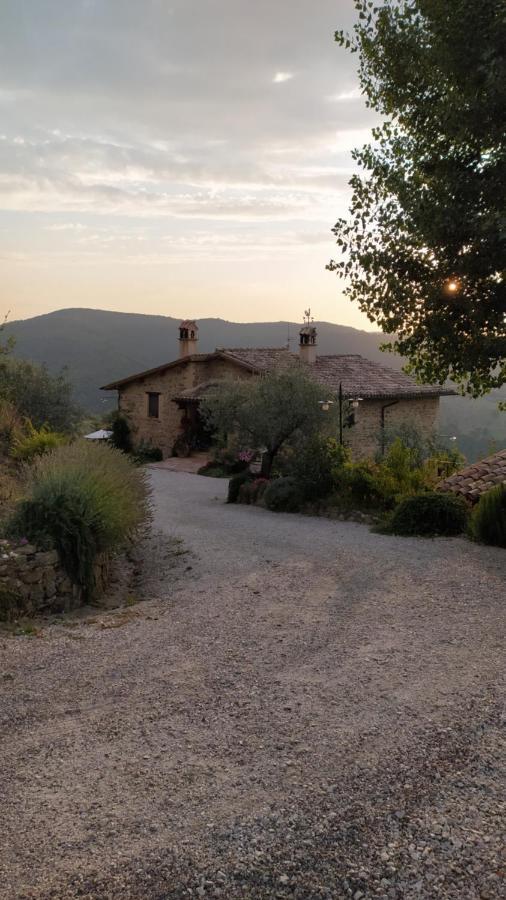 Il Casale Di Fiore Cannara Экстерьер фото